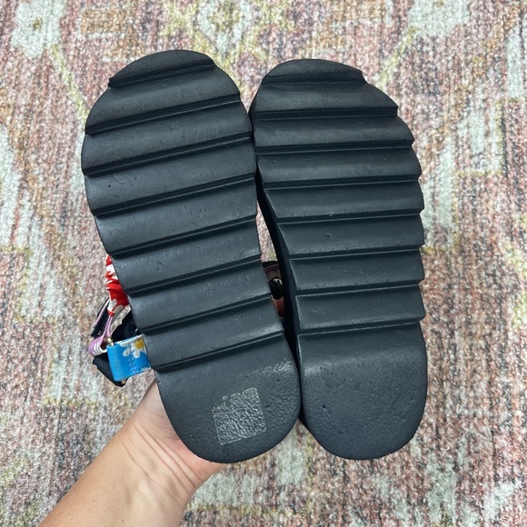 Kurt Geiger Mini Orion Platform Sandals Printed Straps Girls Size 3 - Picture 5 of 9